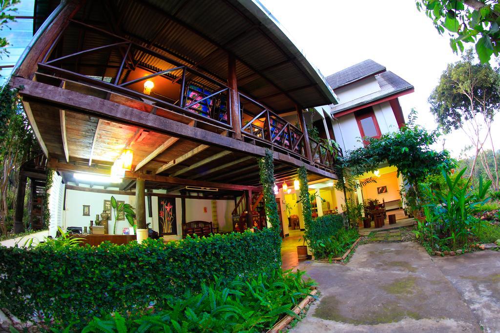 Hotel Baan Saleepai Exterior foto
